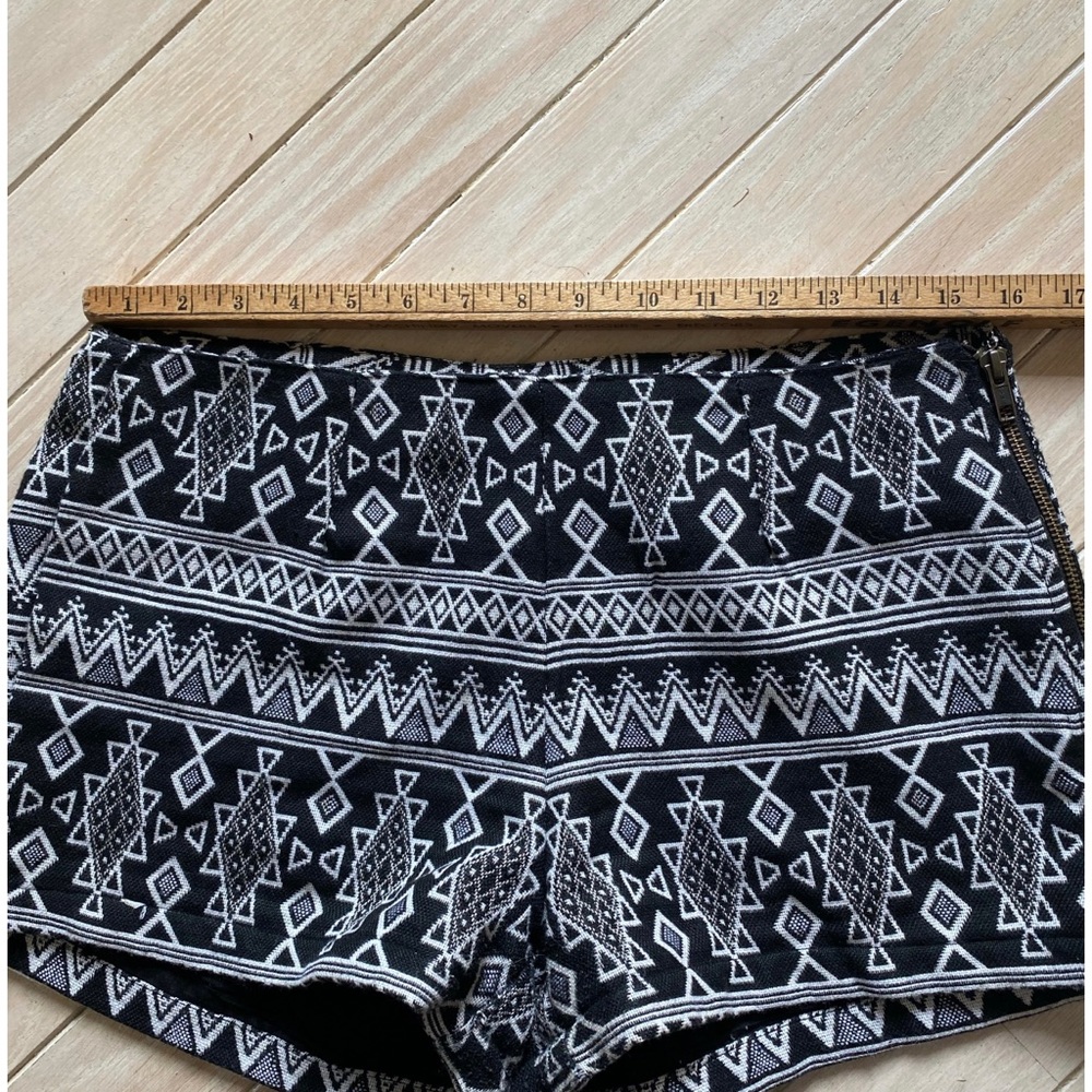 Billabong Tribal Aztec Print Knit Cotton Shorts -M - Picture 6 of 10